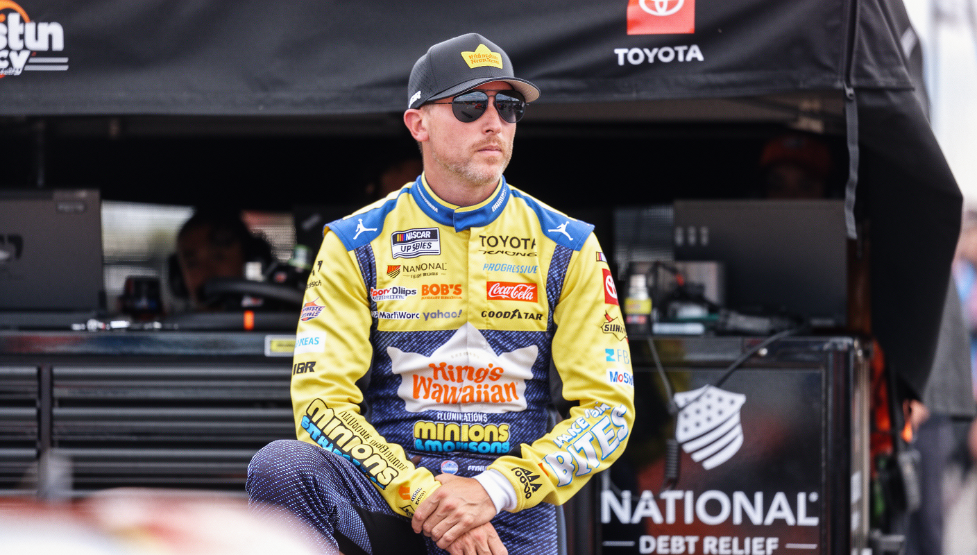 9博体育 - NASCAR 2026年奇加哥速度赛：哈姆林领跑，新老对手如何争锋 - 9博体育